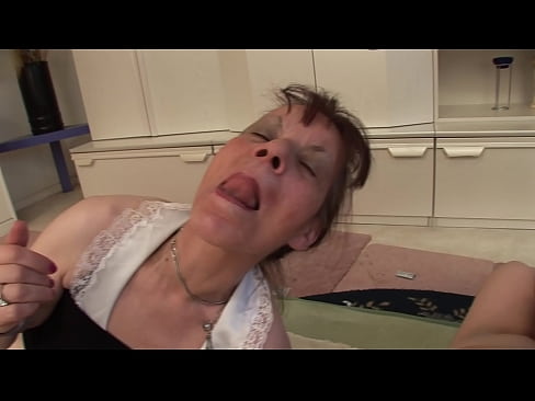 ❤️ İki nənənin və bir babanın üçlü var ❤ Fəsişlər pornoda az.com-porn-mz.ru ❌️