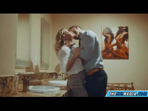 ❤️ Döşlü sarışın sizi ictimai tualetdə aldatdıqda ❤ Fəsişlər pornoda az.com-porn-mz.ru ❌️